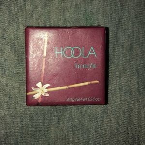 Hoola by benefit bronzer